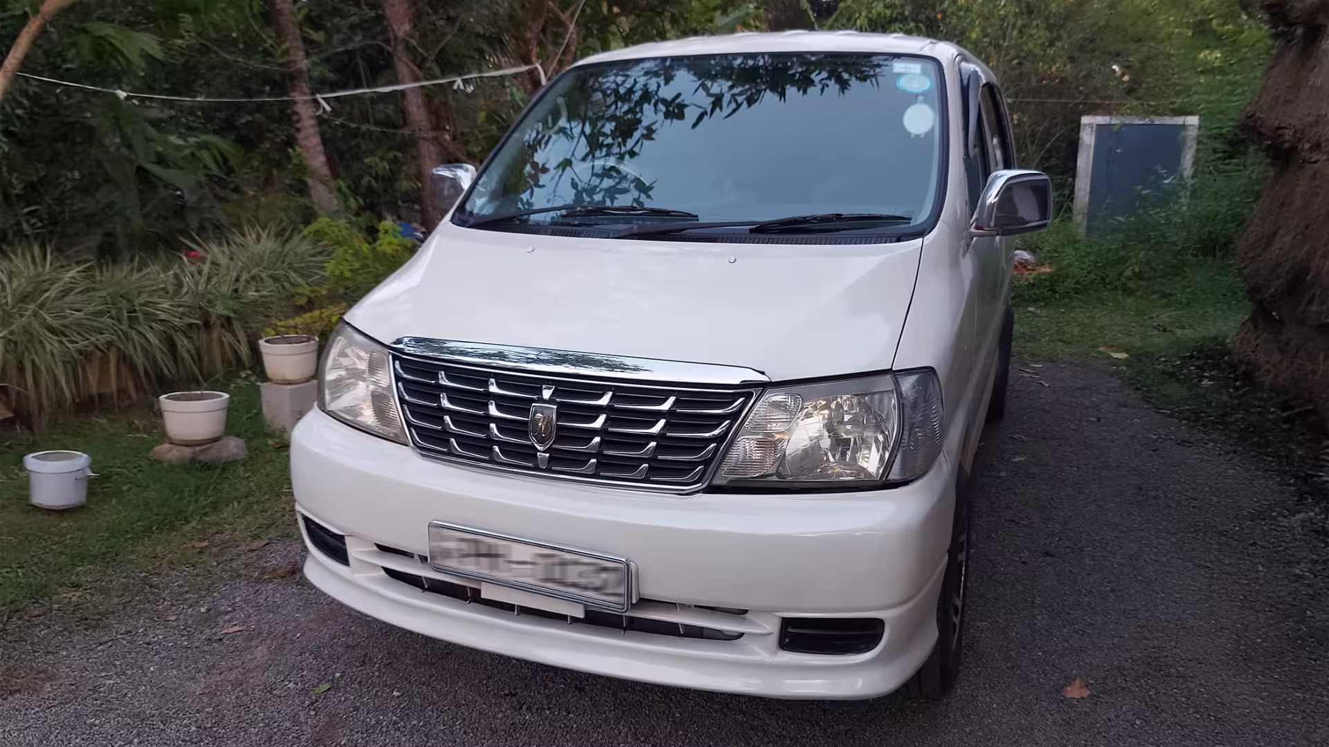 Mini Bus (Short Roof) - Image 3